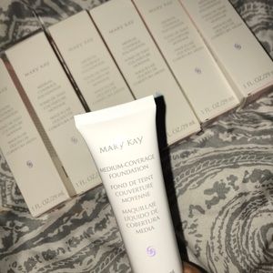 Mary Kay Medium Coverage Foundation